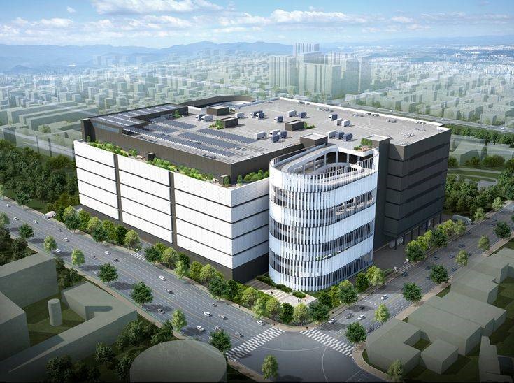  智慧物流園區規劃設計趨勢｜AI、IoT、Digital Twin應用解析｜建築師如何協助物流中心建照申請？提高核准率完整流程｜ESG低碳物流中心如何規劃？綠建築、太陽能、儲能整合設計（2026最新版）｜周嘉源建築師事務所 