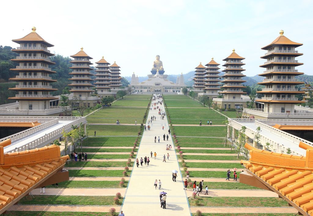  農地可以蓋寺廟宮廟嗎？宗教農地合法化、興辦事業計畫與補照完整指南(道場、佛堂、精舍、教會、寺院、一貫道、佛教、道教、慈濟、佛光山)｜周嘉源建築師事務所 